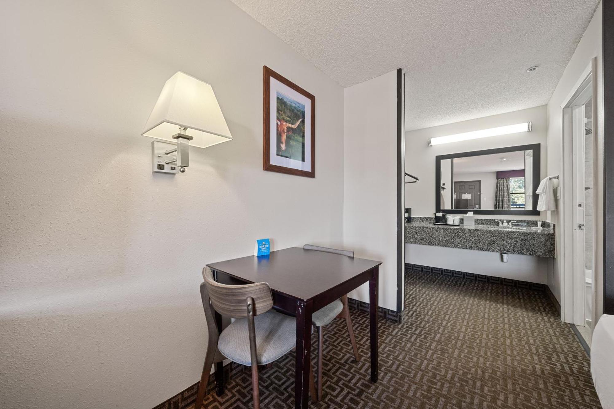 Days Inn By Wyndham Round Rock Eksteriør bilde