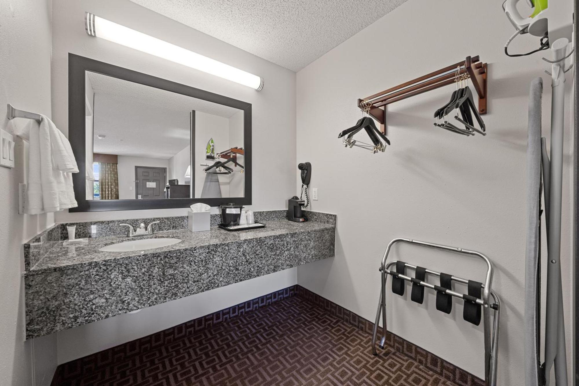 Days Inn By Wyndham Round Rock Eksteriør bilde