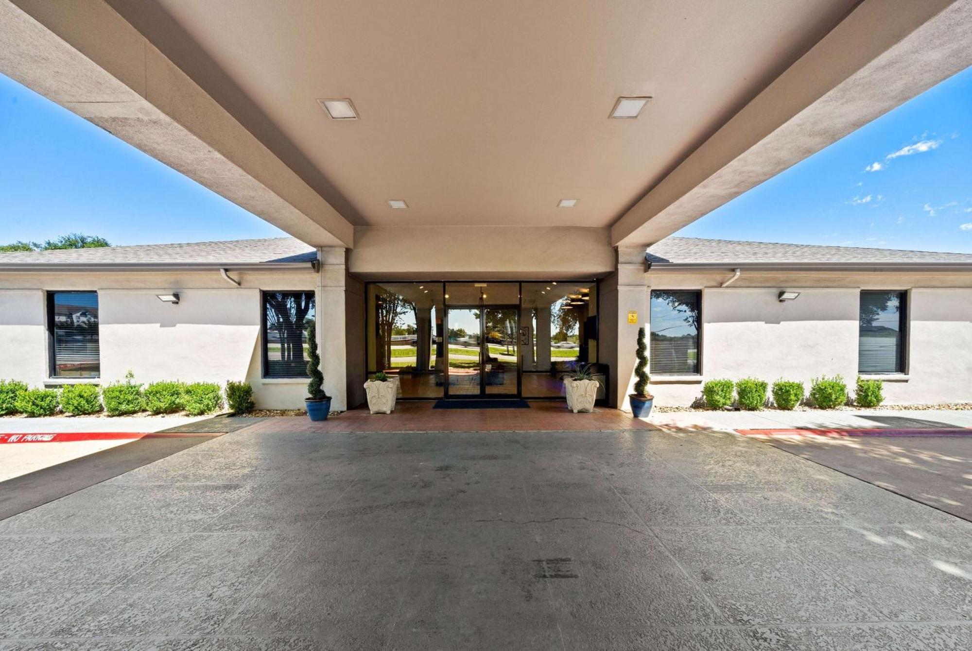 Days Inn By Wyndham Round Rock Eksteriør bilde